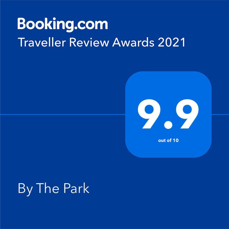 Апартаменты By The Park Free Parking Белград Экстерьер фото