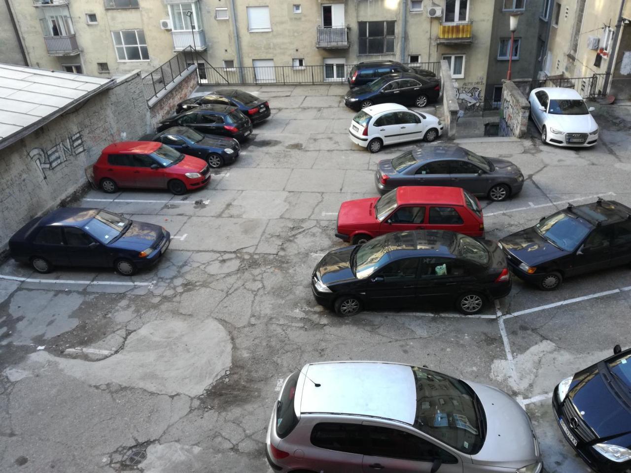 Апартаменты By The Park Free Parking Белград Экстерьер фото